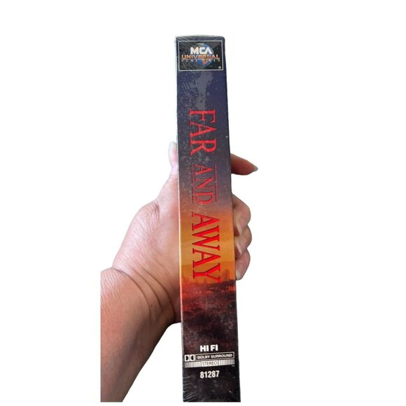 Far and Away (VHS, 1992) Tom Cruise Nicole Kidman - Picture 5 of 5